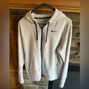 Nike Women’s Dri-Fit Large gray zip up